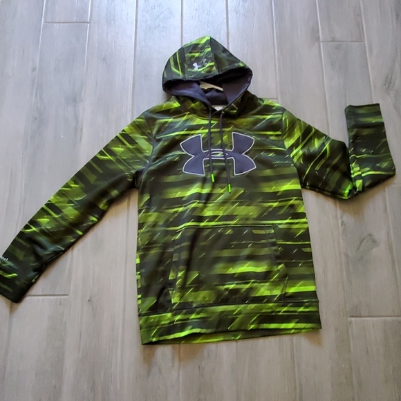 Under armour hoodie - Picture 1 of 4